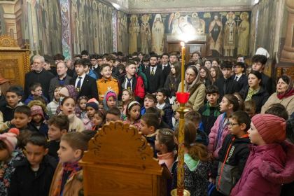 Întrunire duhovnicească cu elevii seminarişti gălăţeni înainte de vacanţa de Sfintele Paşti – fotografia 15