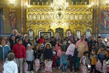 Programul eparhial „Ne înnoim de Sfintele Paşti“ a fost implementat cu succes şi în protopopiatul Tecuci – fotografia 26