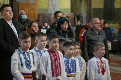 Rânduiala spălării picioarelor la Catedrala Arhiepiscopală din Galaţi – fotografia 7