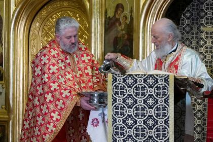 Rânduiala spălării picioarelor la Catedrala Arhiepiscopală din Galaţi – fotografia 34
