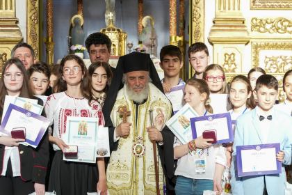 Festivitatea de premiere a elevilor olimpici la Religie – fotografia 62