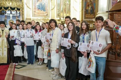 Festivitatea de premiere a elevilor olimpici la Religie – fotografia 71