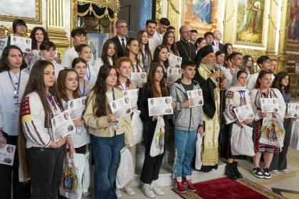 Festivitatea de premiere a elevilor olimpici la Religie – fotografia 74