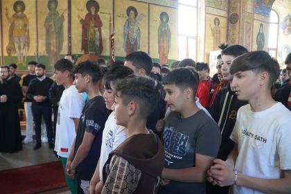 Ediţia a XI-a a Campionatului şcolar de fotbal „Tinereţe şi credinţă” – fotografia 7