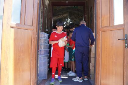 Ediţia a XI-a a Campionatului şcolar de fotbal „Tinereţe şi credinţă” – fotografia 11