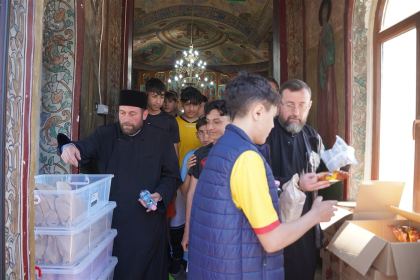Ediţia a XI-a a Campionatului şcolar de fotbal „Tinereţe şi credinţă” – fotografia 13