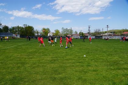 Ediţia a XI-a a Campionatului şcolar de fotbal „Tinereţe şi credinţă” – fotografia 18