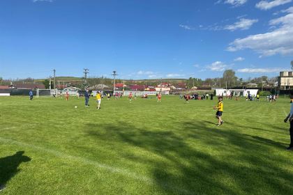 Ediţia a XI-a a Campionatului şcolar de fotbal „Tinereţe şi credinţă” – fotografia 19