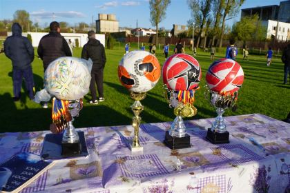 Ediţia a XI-a a Campionatului şcolar de fotbal „Tinereţe şi credinţă” – fotografia 23