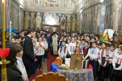 Ziua Culturii Naţionale sărbătorită la Seminarul Teologic „Sfântul Andrei“ din Galaţi – fotografia 13