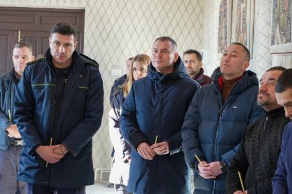 Rugăciune şi binecuvântare pentru persoanele private temporar de libertate din Penitenciarul Galaţi – fotografia 10