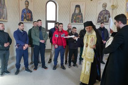 Rugăciune şi binecuvântare pentru persoanele private temporar de libertate din Penitenciarul Galaţi – fotografia 32