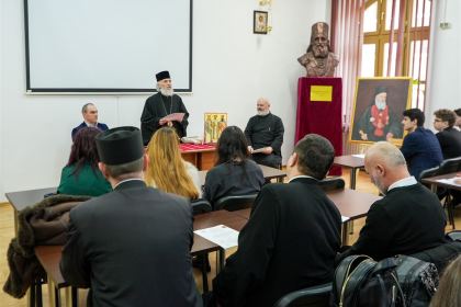 Simpozion studenţesc dedicat Sfinţilor Trei Ierarhi, la Galaţi – fotografia 10