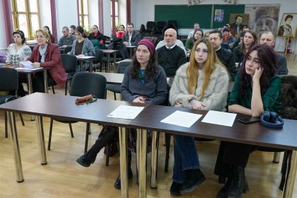 Simpozion studenţesc dedicat Sfinţilor Trei Ierarhi, la Galaţi – fotografia 14