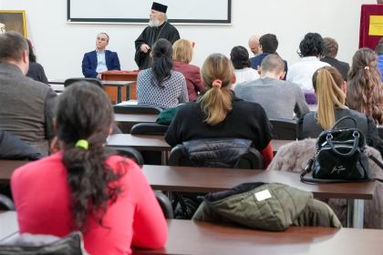 Simpozion studenţesc dedicat Sfinţilor Trei Ierarhi, la Galaţi – fotografia 15