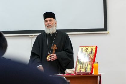 Simpozion studenţesc dedicat Sfinţilor Trei Ierarhi, la Galaţi – fotografia 19