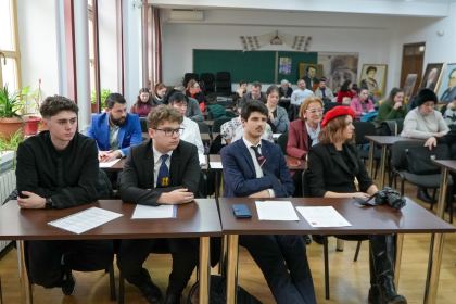 Simpozion studenţesc dedicat Sfinţilor Trei Ierarhi, la Galaţi – fotografia 20