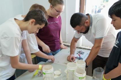 „Semințe de lumină pentru suflet și minte“: Școală de vară pentru 50 de elevi din Galați, la Seminarul Teologic Ortodox – fotografia 21