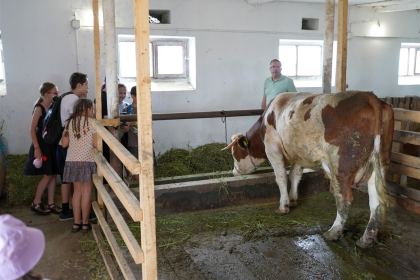 „Semințe de lumină pentru suflet și minte“: Școală de vară pentru 50 de elevi din Galați, la Seminarul Teologic Ortodox – fotografia 48