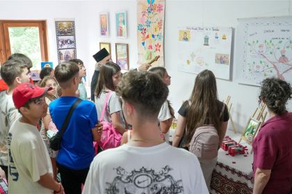 „Semințe de lumină pentru suflet și minte“: Școală de vară pentru 50 de elevi din Galați, la Seminarul Teologic Ortodox – fotografia 65