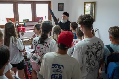 „Semințe de lumină pentru suflet și minte“: Școală de vară pentru 50 de elevi din Galați, la Seminarul Teologic Ortodox – fotografia 69