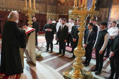 Binecuvântare arhierească pentru înscrierea la facultate – fotografia 1