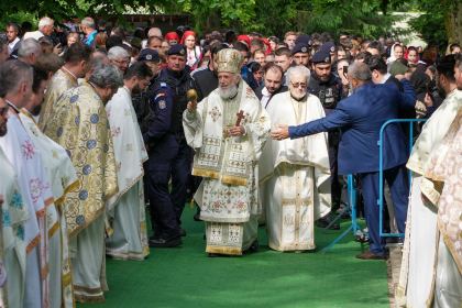 Sărbătoarea tinerilor la Mănăstirea Buciumeni – fotografia 17