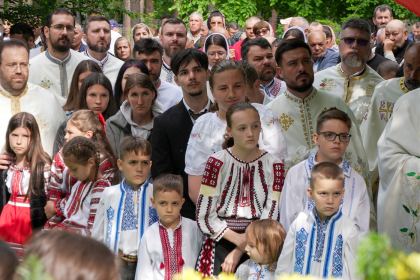 Sărbătoarea tinerilor la Mănăstirea Buciumeni – fotografia 18