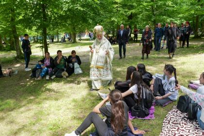 Sărbătoarea tinerilor la Mănăstirea Buciumeni – fotografia 87