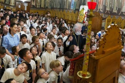 Rugăciune şi binecuvântare la sfârşit de an şcolar pentru clasele primare de la Seminarul Teologic „Sfântul Andrei“ din Galaţi – fotografia 18