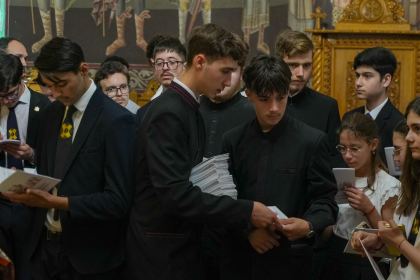 Rugăciune şi binecuvântare la sfârşit de an şcolar pentru clasele primare de la Seminarul Teologic „Sfântul Andrei“ din Galaţi – fotografia 42
