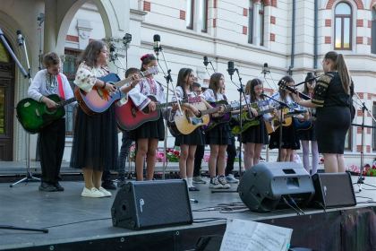 Serbare de sfârșit de an școlar pentru elevii seminariști gălățeni – fotografia 24