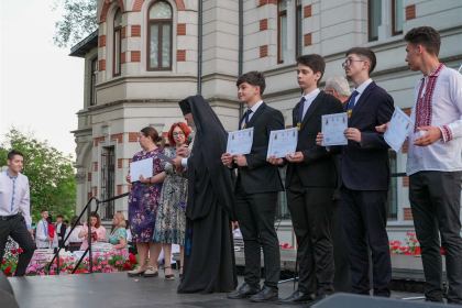 Serbare de sfârșit de an școlar pentru elevii seminariști gălățeni – fotografia 61