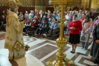 Duminica videcării slăbănogului de la Vitezda, la Catedrala arhiepiscopală – fotografia 33