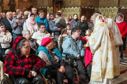 Duminica videcării slăbănogului de la Vitezda, la Catedrala arhiepiscopală – fotografia 41