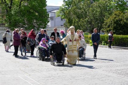 Duminica videcării slăbănogului de la Vitezda, la Catedrala arhiepiscopală – fotografia 45