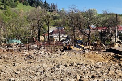 Sprijin pentru familiile greu încercate de incendiul din județul Vrancea – fotografia 9