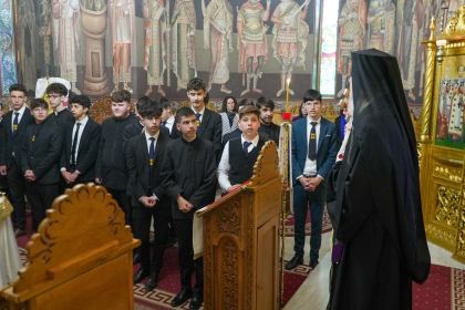 Revedere după două decenii la Seminarul Teologic „Sf. Andrei“ din Galaţi – fotografia 33
