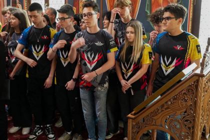 Eveniment festiv de recunoştinţă dedicat tinerilor performanţi – fotografia 6