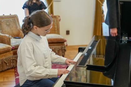 Eveniment festiv de recunoştinţă dedicat tinerilor performanţi – fotografia 22