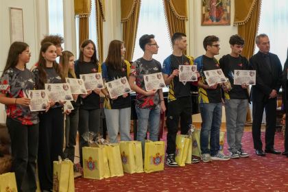 Eveniment festiv de recunoştinţă dedicat tinerilor performanţi – fotografia 58