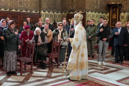 Duminica vindecării orbului din naştere la Catedrala arhiepiscopală din Galaţi – fotografia 10