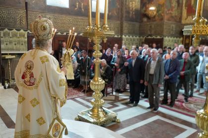 Duminica vindecării orbului din naştere la Catedrala arhiepiscopală din Galaţi – fotografia 28