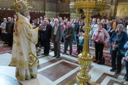 Duminica vindecării orbului din naştere la Catedrala arhiepiscopală din Galaţi – fotografia 39
