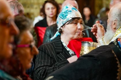Duminica vindecării orbului din naştere la Catedrala arhiepiscopală din Galaţi – fotografia 42