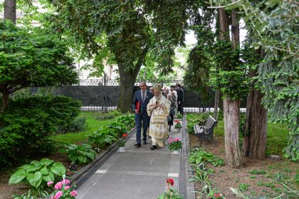 Duminica vindecării orbului din naştere la Catedrala arhiepiscopală din Galaţi – fotografia 58