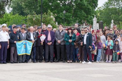 Ziua Eroilor în Arhiepiscopia Dunării de Jos – fotografia 16