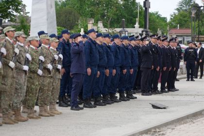 Ziua Eroilor în Arhiepiscopia Dunării de Jos – fotografia 21
