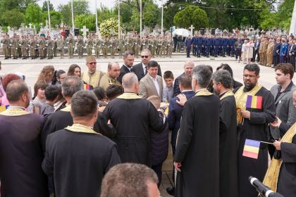 Ziua Eroilor în Arhiepiscopia Dunării de Jos – fotografia 42