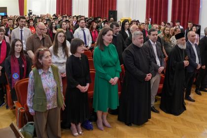 Cursul festiv al absolvenţilor Facultăţii de Istorie, Filosofie şi Teologie din Galaţi – fotografia 31